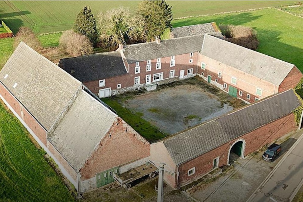 Projet de transformation d’une ferme en 12 logements à Bas-Oha