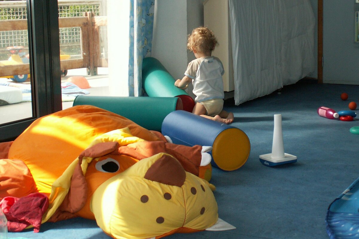 Rejet de la demande en suspension pour l’exclusion du garçon non vacciné de sa crèche